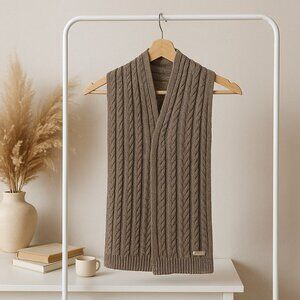 Columbia Gray Cable Knit Scarf